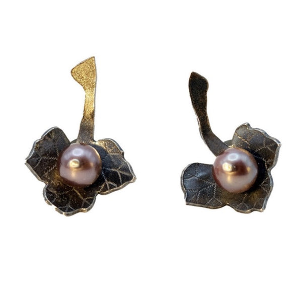 Earrings "1 Currant" with akoya pearl - Ehestu's special edition
