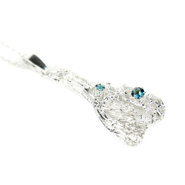 Kaelakee "Mossi" sinise London topaasiga - Ehestu Eri kollektsioon