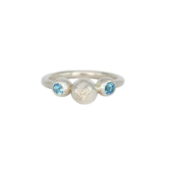 Ring "3 Juniper Berry with 2 Blue Cubic Zirconias"