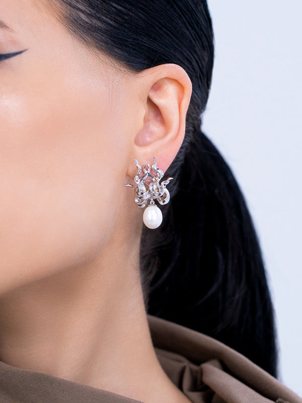 Lambent Pearl Earrings rhodium