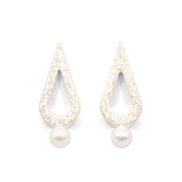 Ida White Pearl Earrings