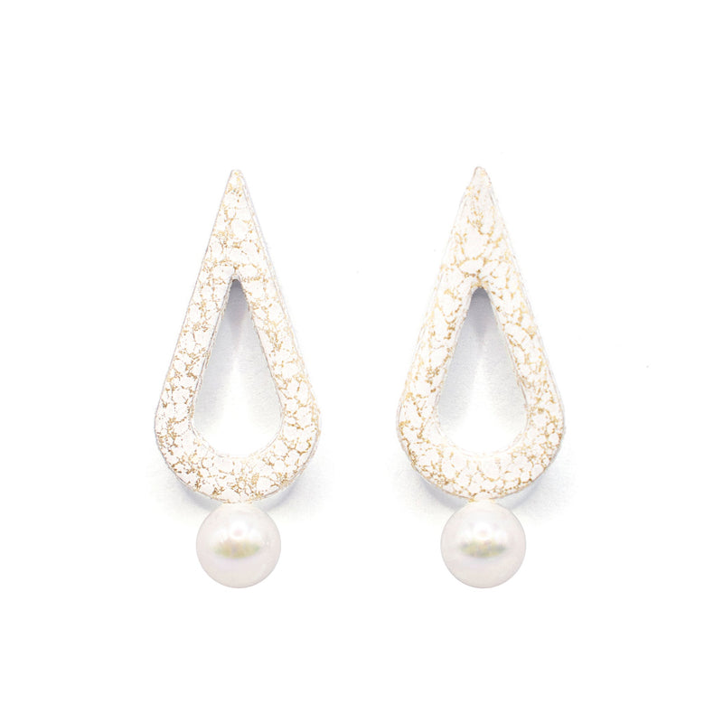 Ida White Pearl Earrings