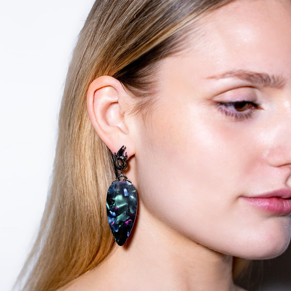 CHÖNYI EARRINGS – DARK COSMIC DROP – BLACK VERMEIL