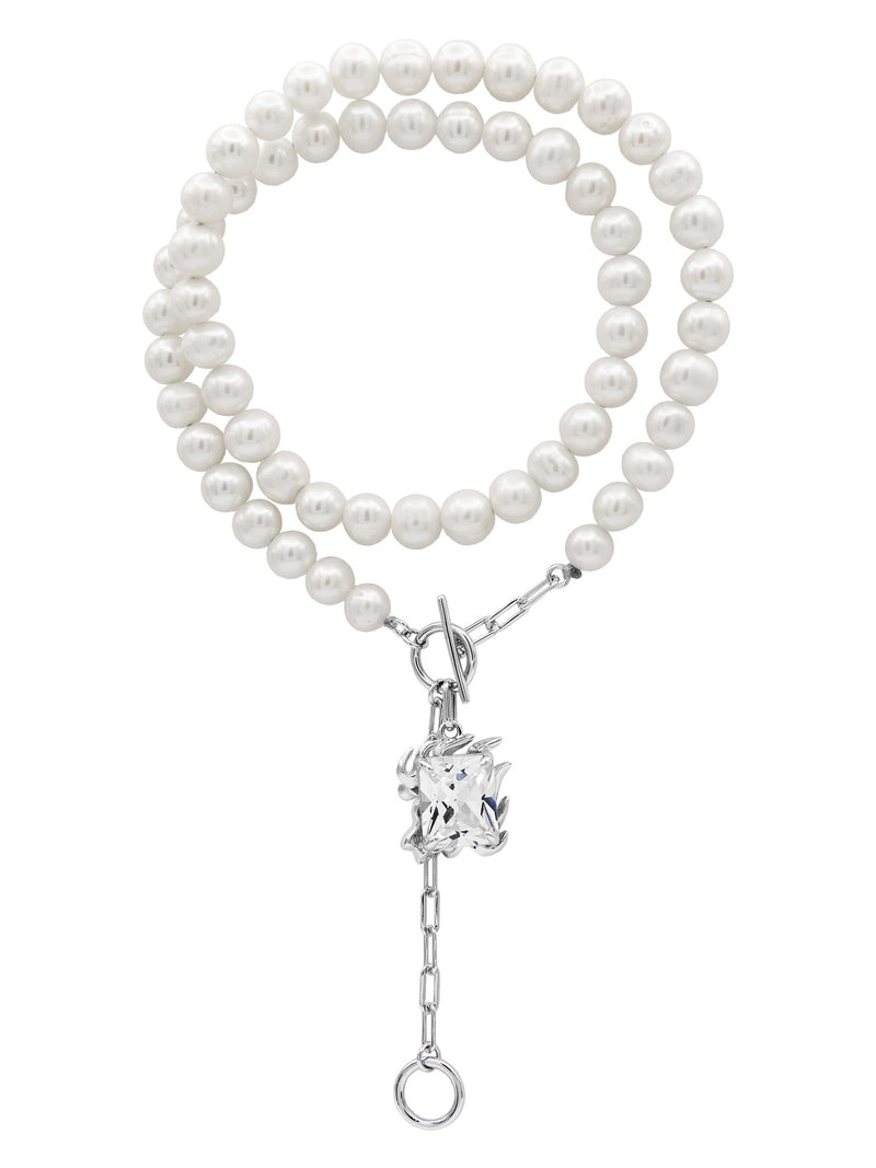 KYENAY PEARL NECKLACE WITH CLEAR GEM