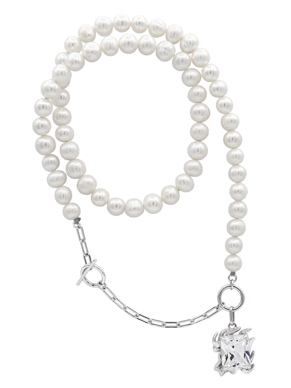KYENAY PEARL NECKLACE WITH CLEAR GEM