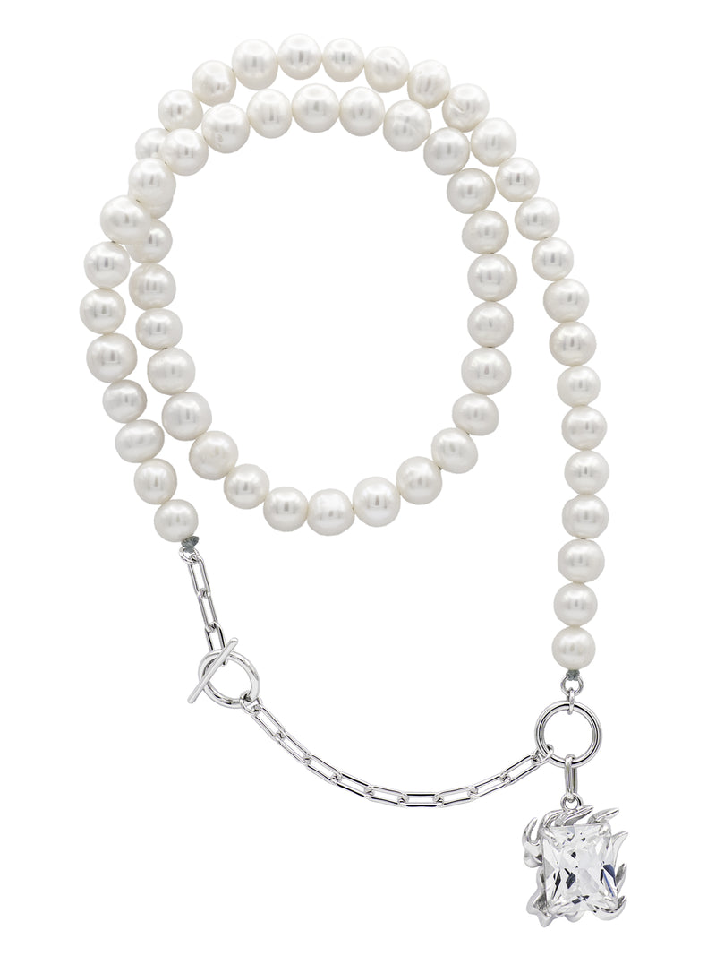 KYENAY PEARL NECKLACE WITH CLEAR GEM