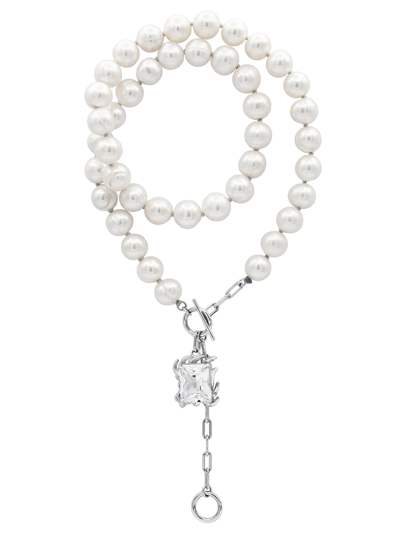 GRAND KYENAY PEARL NECKLACE WITH CLEAR GEM