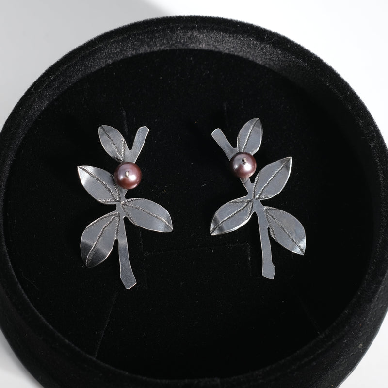 Kõrvarõngad "Sõstrasilm tume" - Ehestu Eri