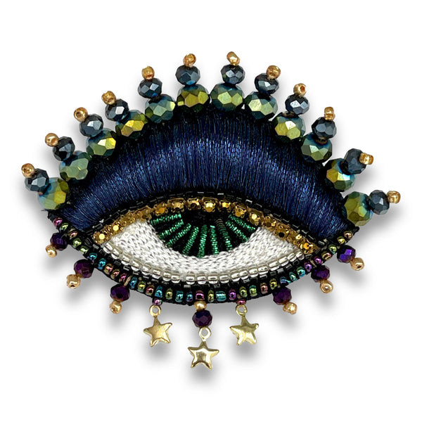 Brooch Magical Observer