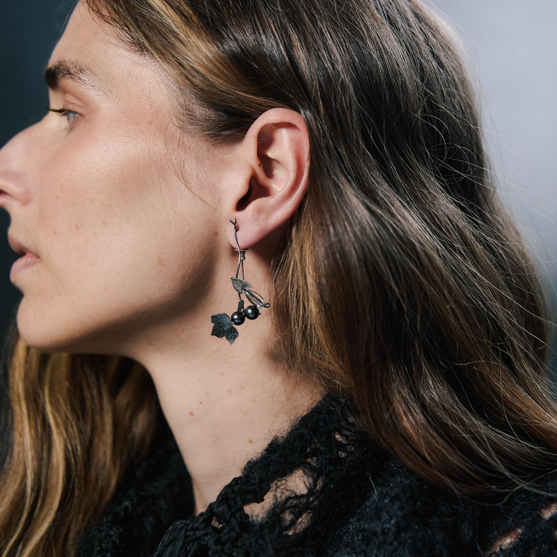 Earrings "2 Currants with Topaz" - Ehestu's special edition