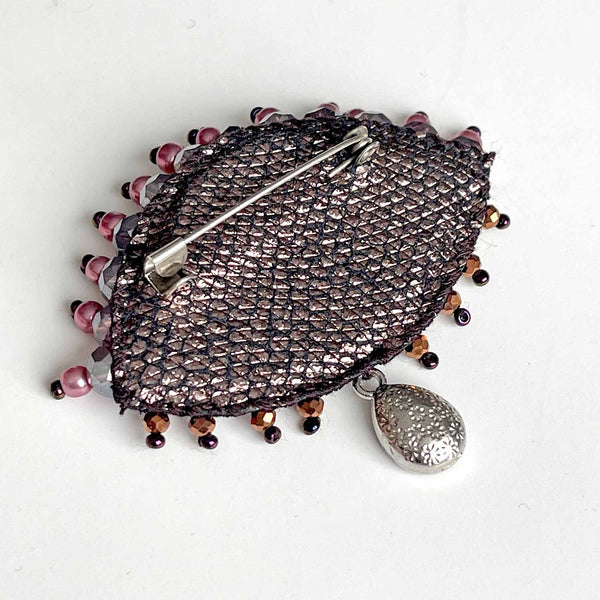 Brooch Dusky Vision