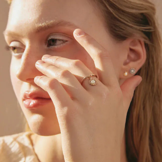 Daisy Diamond Blossom Ring in rose gold