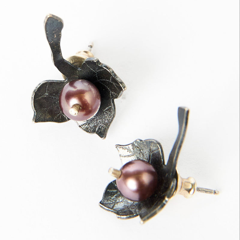 Earrings "1 Currant" with akoya pearl - Ehestu's special edition