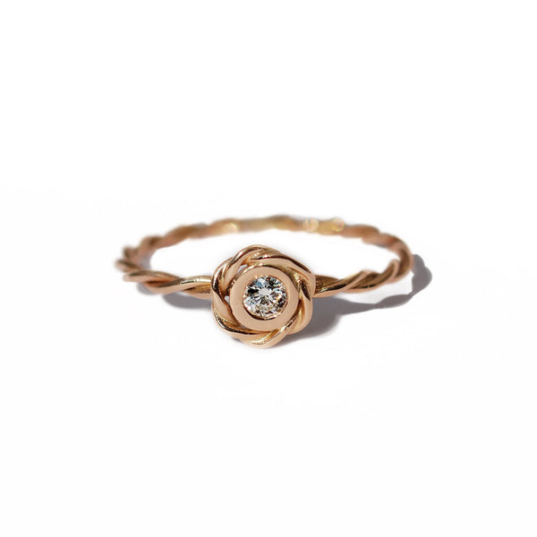 Daisy Diamond rose gold ring