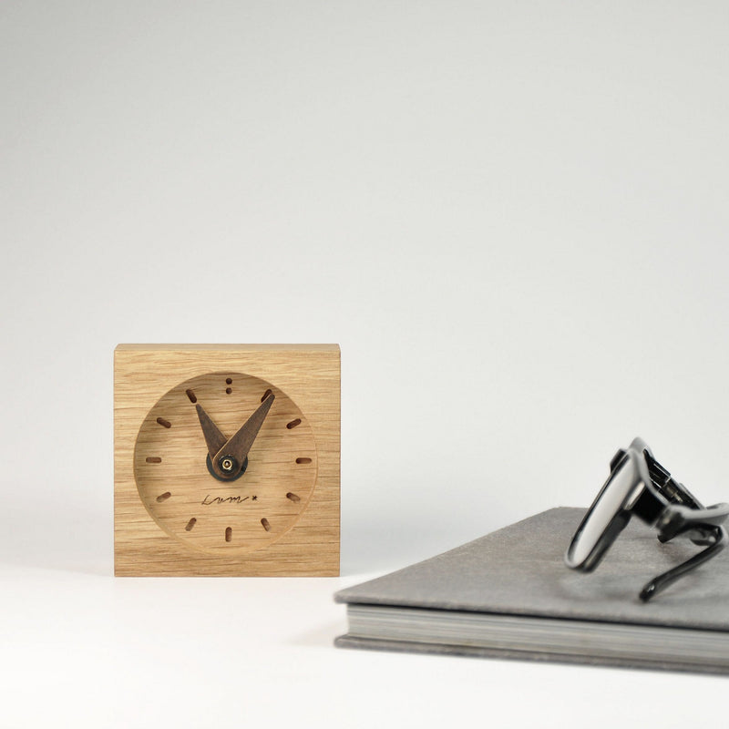 Wooden Desk Clock "Oak"