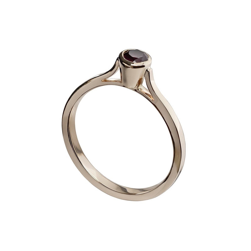 Garnet Ring in Rose Gold - Ehestu's Special Edition