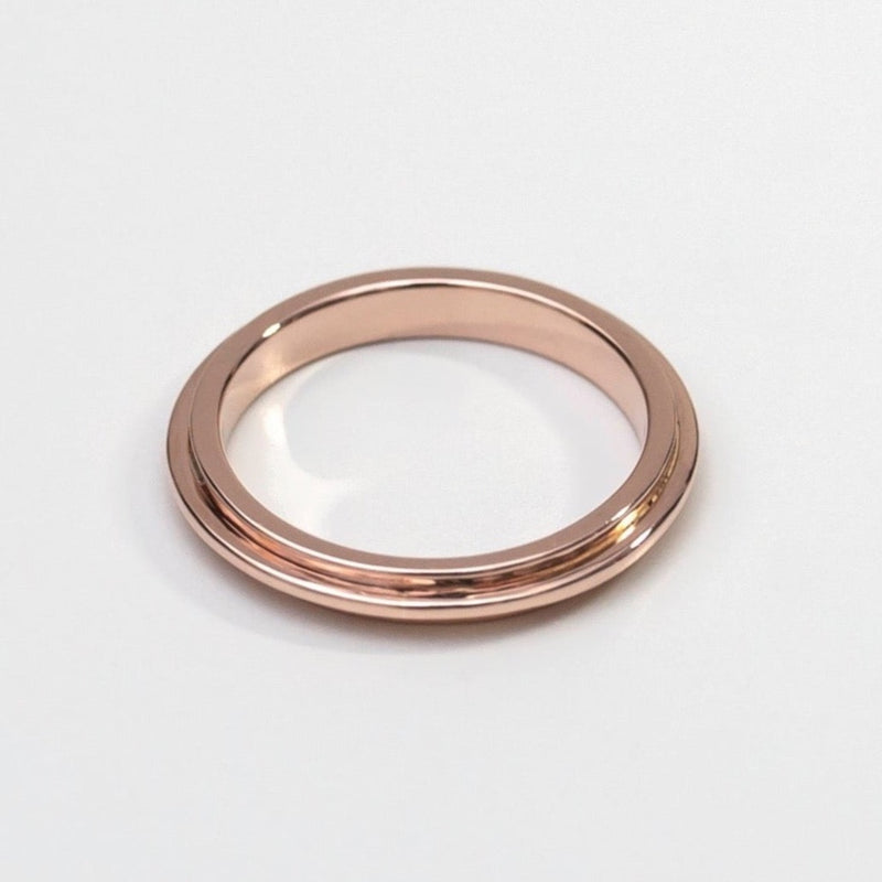 LINEAR Ring in Gold 375