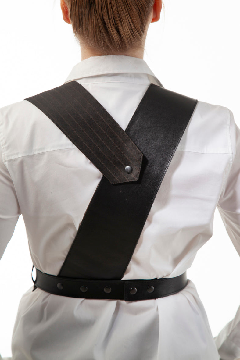 Vest-Accessory Grey Stripes