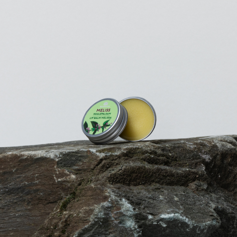 LIP BALM WITH ORGANIC LEMON BALM EXTRACT