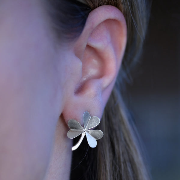 Earrings "Clover" Small White